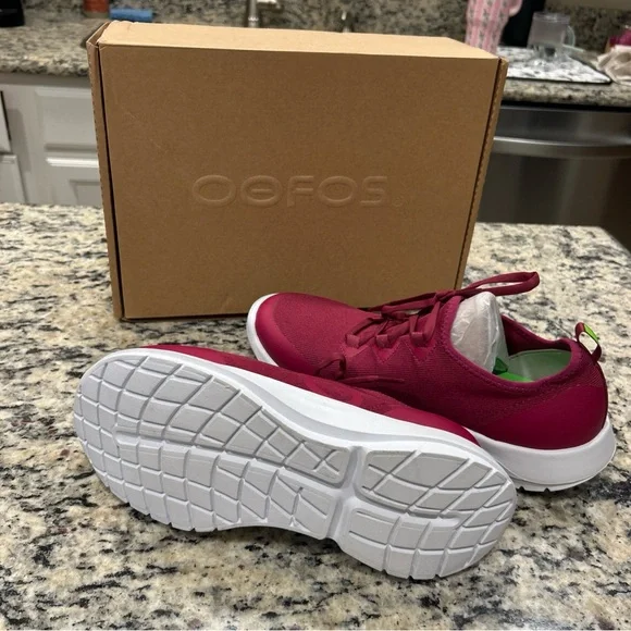 Women OOFOS Size 9 OOMG Sport LS Rosebud 100% Original Brand New - Picture 3 of 4
